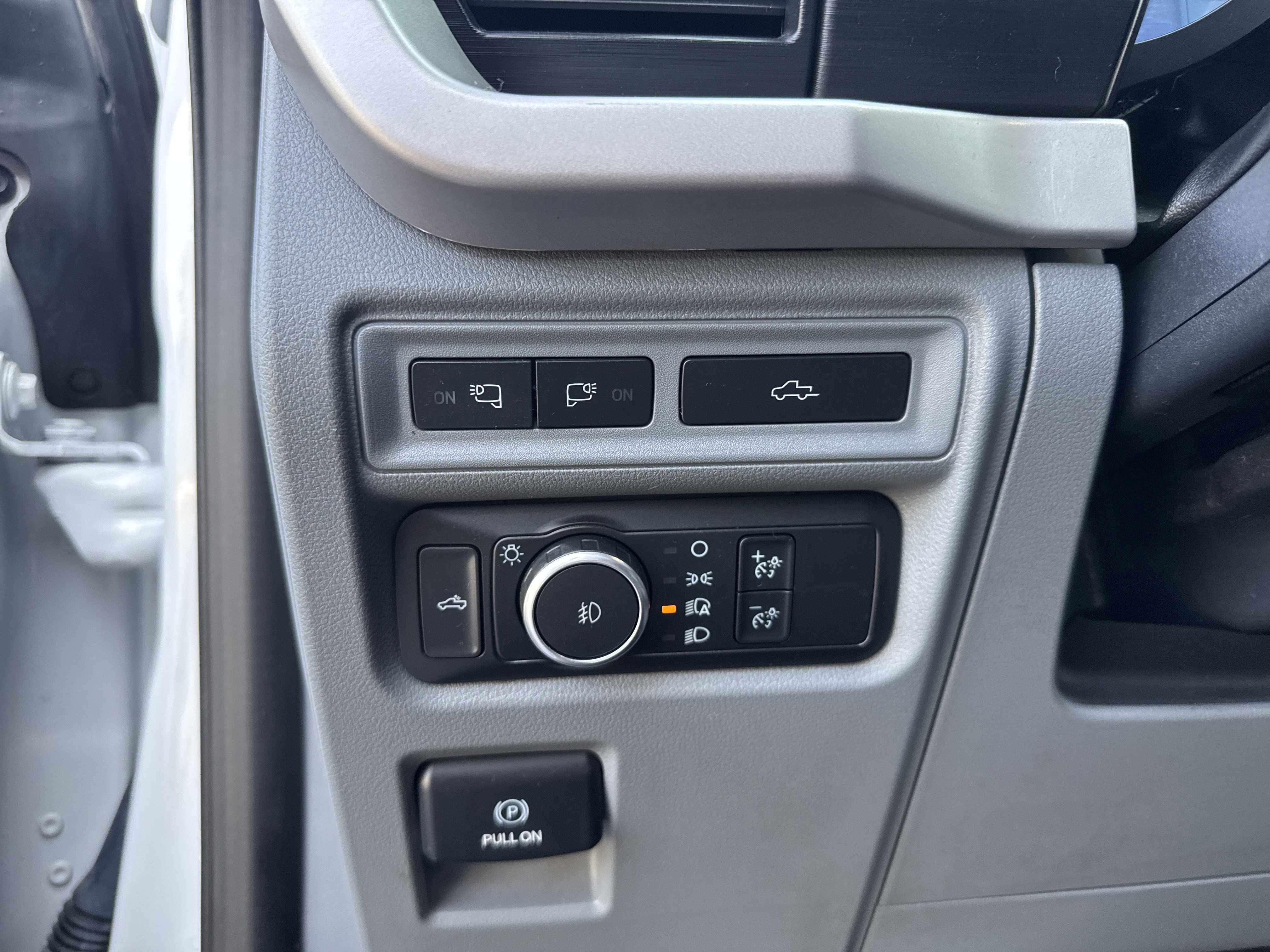 Certified 2022 Ford F150 XLT w/ Equipment Group 302A High image 34