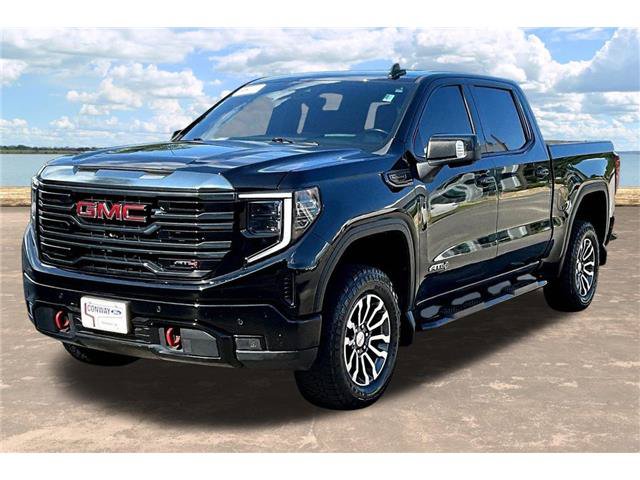 Used 2023 GMC Sierra 1500 AT4 w/ Technology Package AWD/4WD image 4