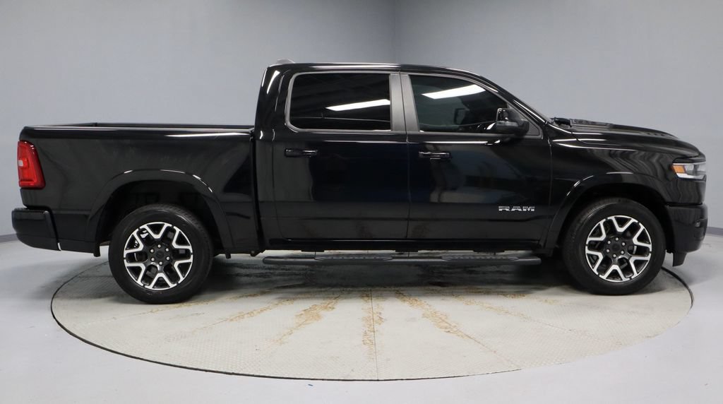 Used 2025 RAM 1500 Laramie w/ Sport Appearance Package AWD/4WD image 7