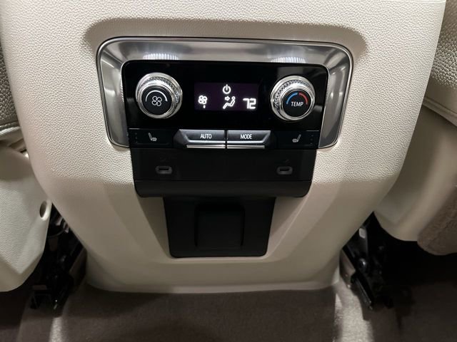 Used 2021 GMC Yukon Denali w/ Denali Premium Package AWD/4WD image 21