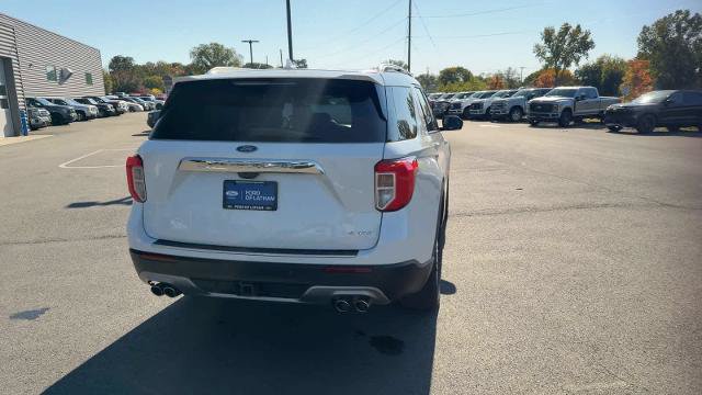 Certified 2022 Ford Explorer King Ranch w/ Premium Technology Package AWD/4WD image 7