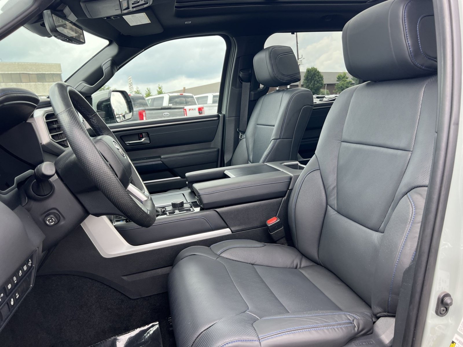 Used 2025 Toyota Tundra Platinum AWD/4WD image 13