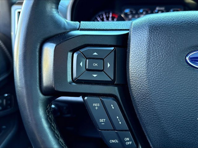 Certified 2019 Ford Expedition Limited w/ Special Edition Package AWD/4WD image 15