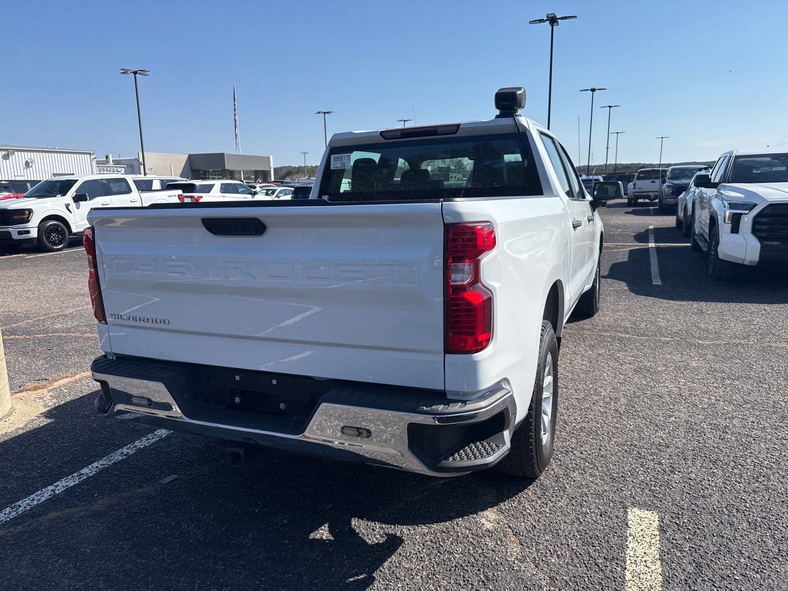 Used 2024 Chevrolet Silverado 1500 W/T w/ Trailering Package image 5