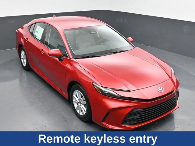 Used 2025 Toyota Camry LE FWD image 20