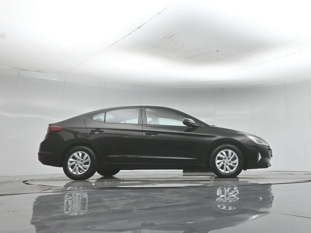 Used 2019 Hyundai Elantra SE w/ Cargo Package FWD image 47