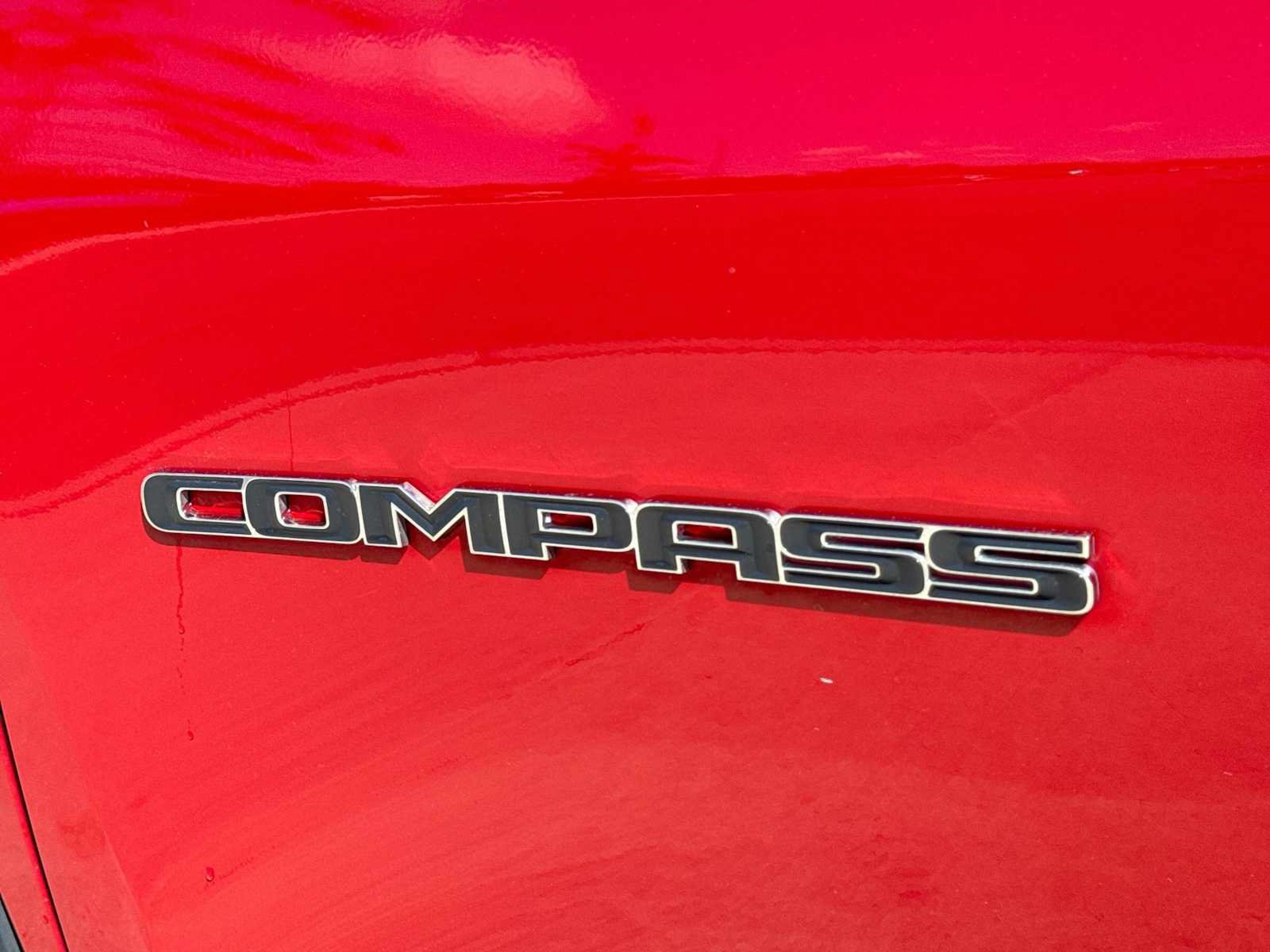 Used 2018 Jeep Compass Limited w/ Navigation Group AWD/4WD image 12