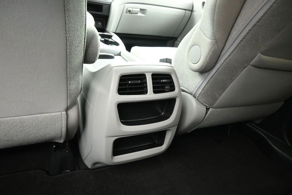 Used 2019 Honda Pilot LX image 20