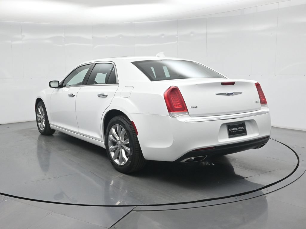 Used 2020 Chrysler 300 Limited AWD/4WD image 27