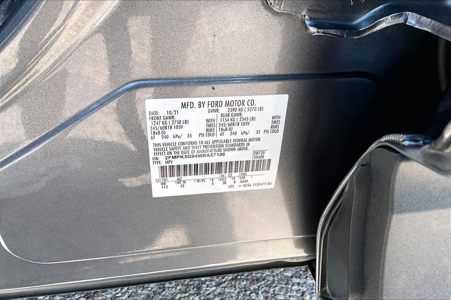 Certified 2021 Ford Edge SE FWD image 33