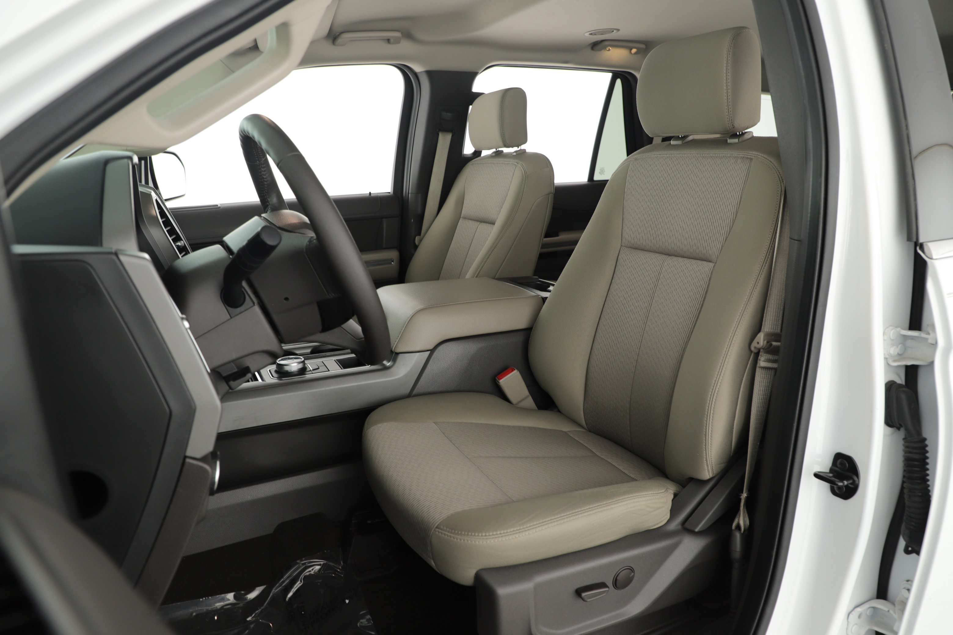 Certified 2020 Ford Expedition XLT image 12