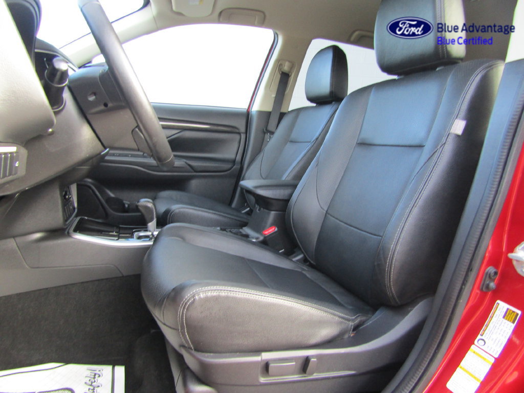 Used 2018 Mitsubishi Outlander SEL AWD/4WD image 3