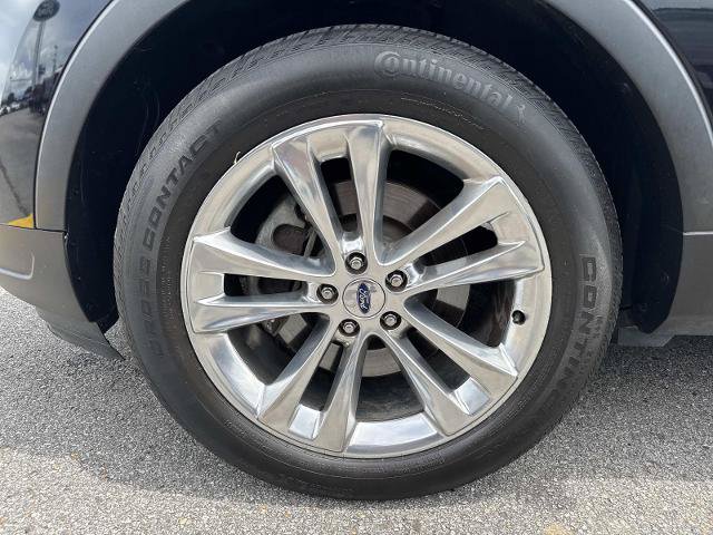 Certified 2019 Ford Explorer XLT w/ Equipment Group 202A FWD image 9