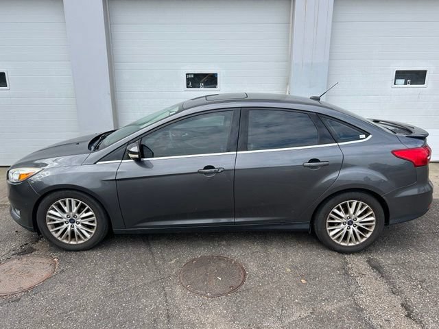Certified 2018 Ford Focus Titanium FWD image 3