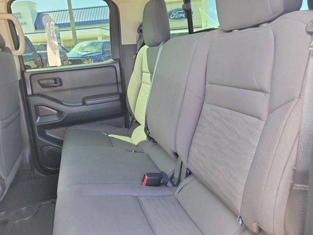 Used 2025 Nissan Frontier S RWD image 14