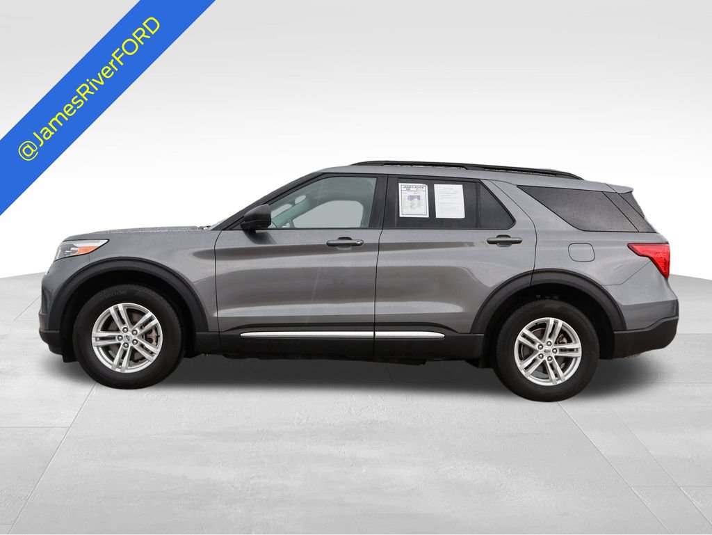 Certified 2023 Ford Explorer XLT w/ Equipment Group 202A AWD/4WD image 2