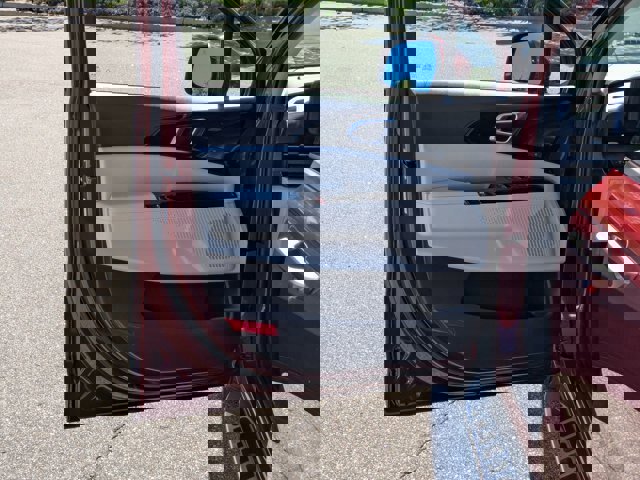 Used 2023 Kia Carnival SX image 14