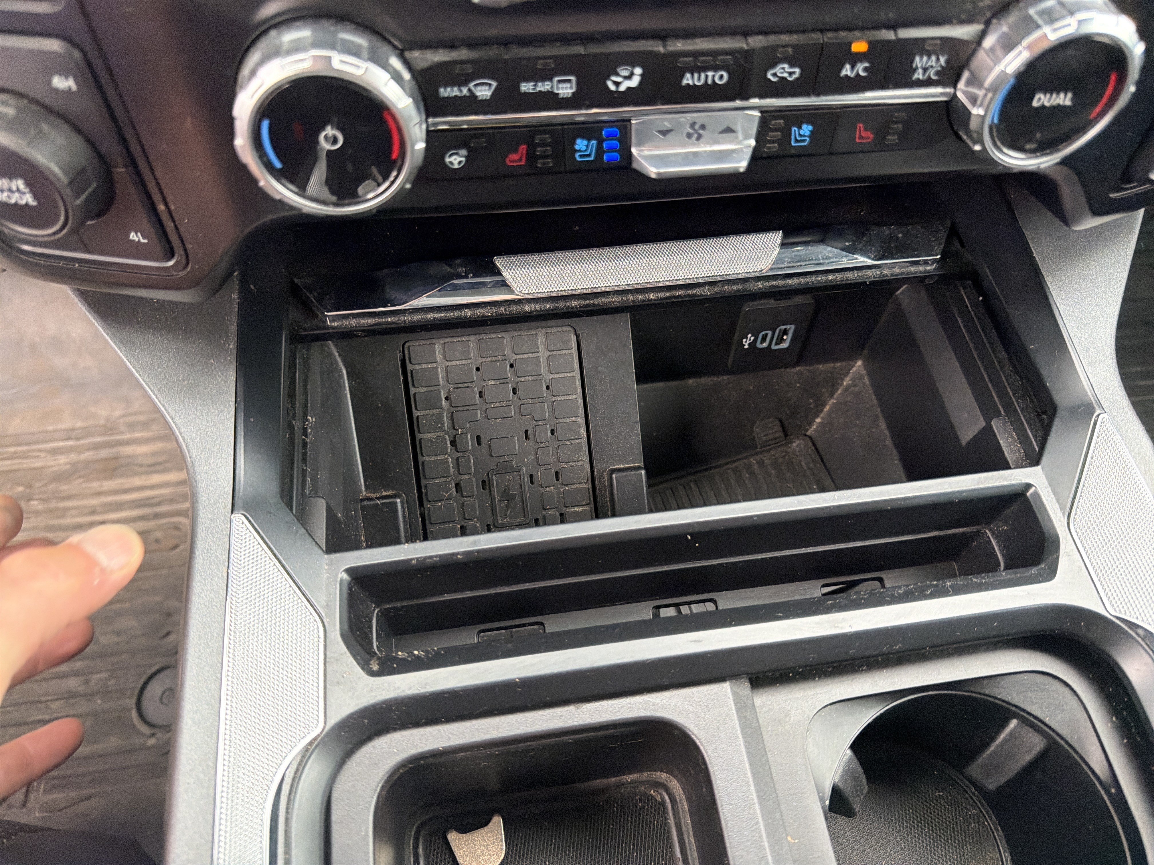 Certified 2023 Ford F250 Lariat w/ Sport Appearance Package AWD/4WD image 52