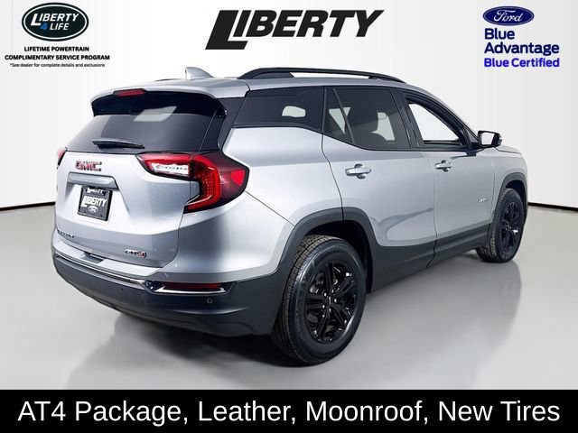 Used 2024 GMC Terrain AT4 image 3