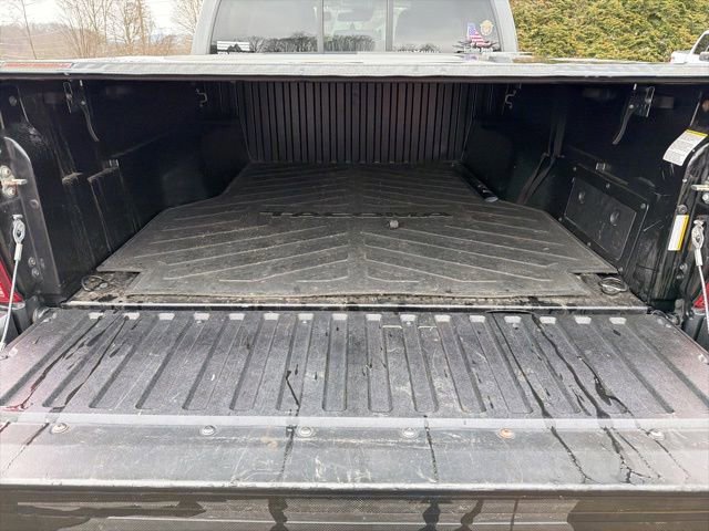 Used 2019 Toyota Tacoma SR image 10