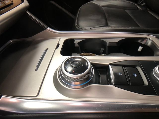 Certified 2022 Ford Explorer XLT w/ Equipment Group 202A image 18