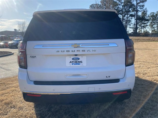 Used 2023 Chevrolet Suburban LT image 4