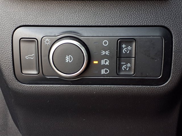 Certified 2024 Ford Escape Platinum w/ Premium Technology Package AWD/4WD image 18