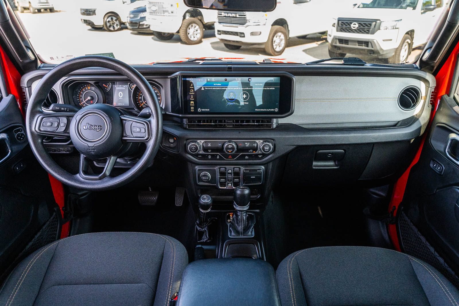 Used 2024 Jeep Gladiator Sport AWD/4WD image 24