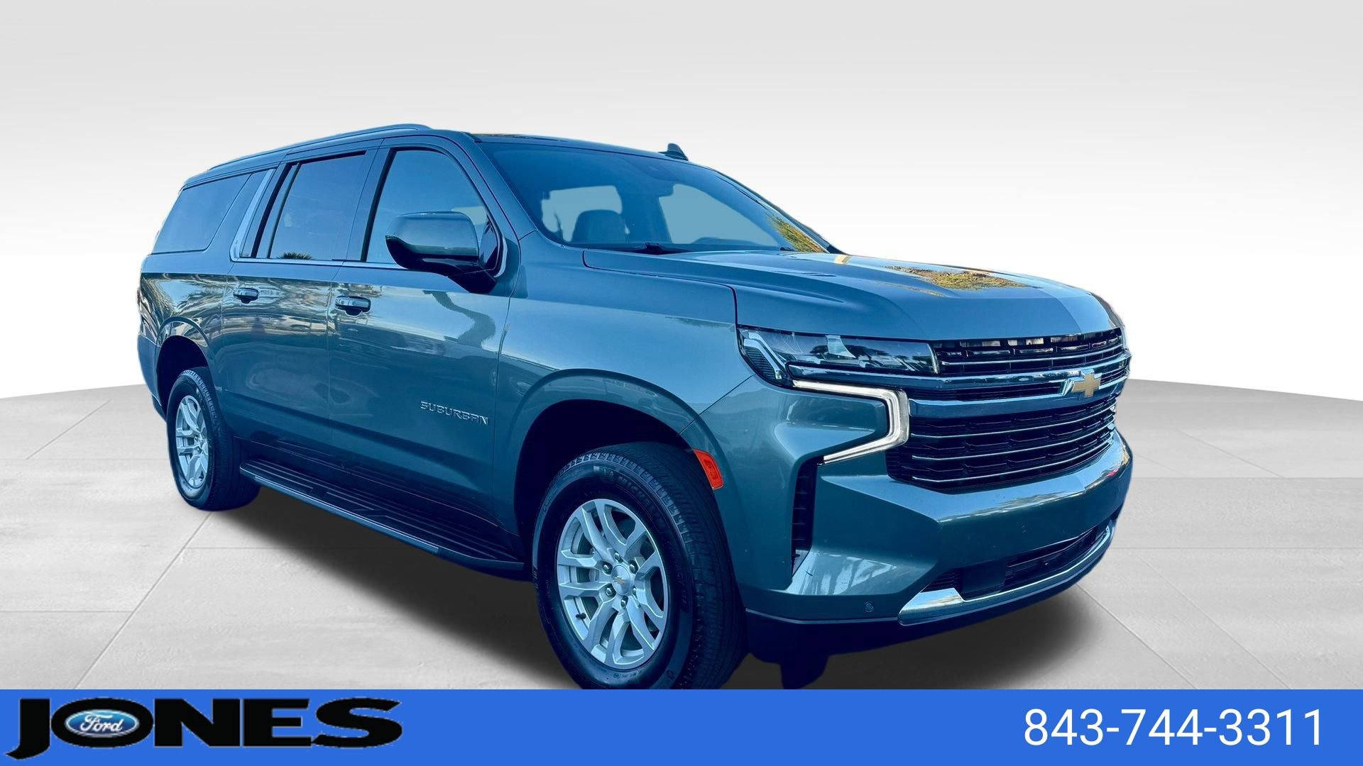 Used 2024 Chevrolet Suburban LT