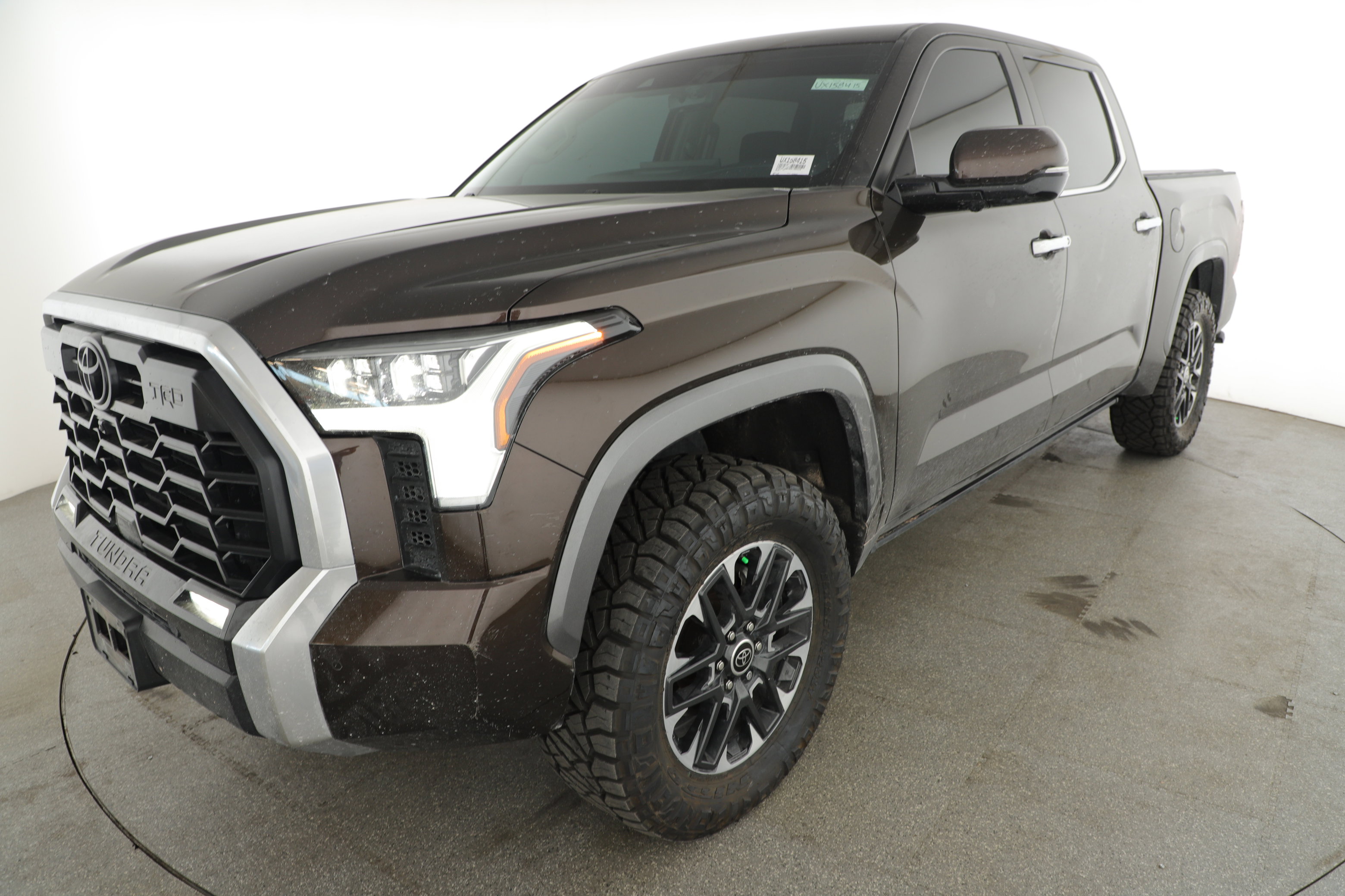 Used 2024 Toyota Tundra Limited image 3