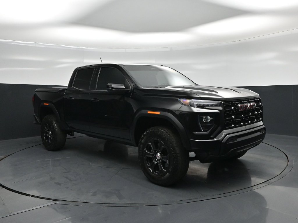 Used 2024 GMC Canyon Elevation RWD image 18