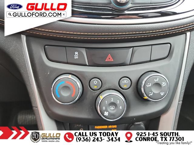 Used 2017 Chevrolet Trax LT w/ LT Convenience Package FWD image 27