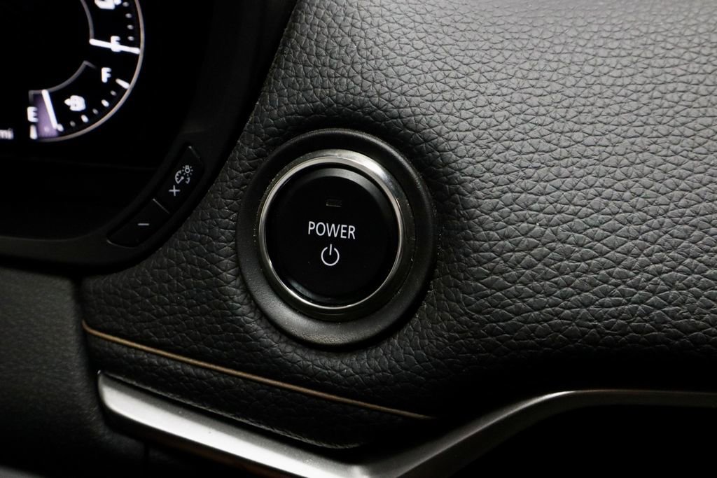 Used 2024 MAZDA CX-90 Plug-In Hybrid w/ Premium Pkg AWD/4WD image 32