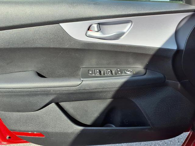 Used 2024 Kia Forte LXS w/ LXS Technology Package image 17