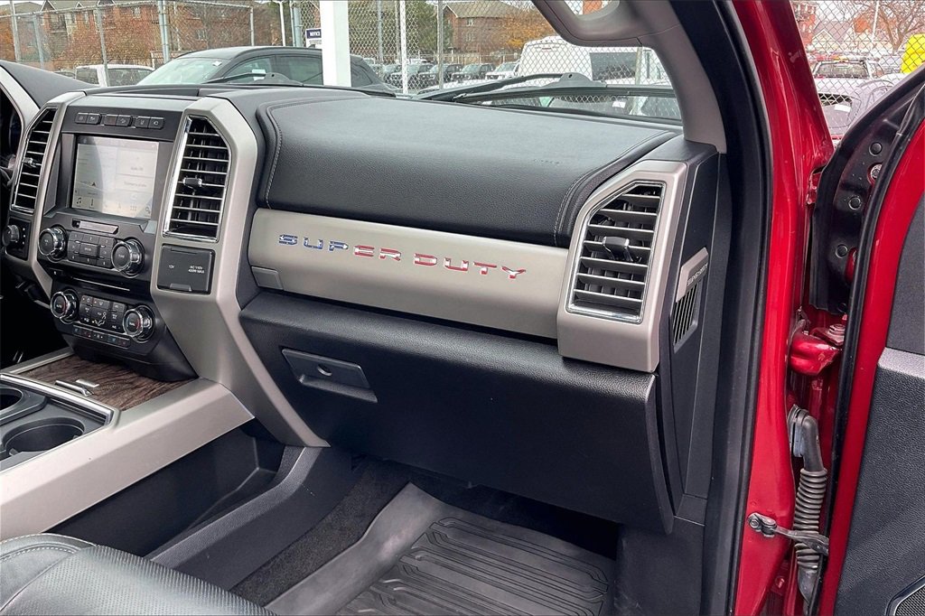 Certified 2017 Ford F250 Lariat w/ Lariat Ultimate Package image 15