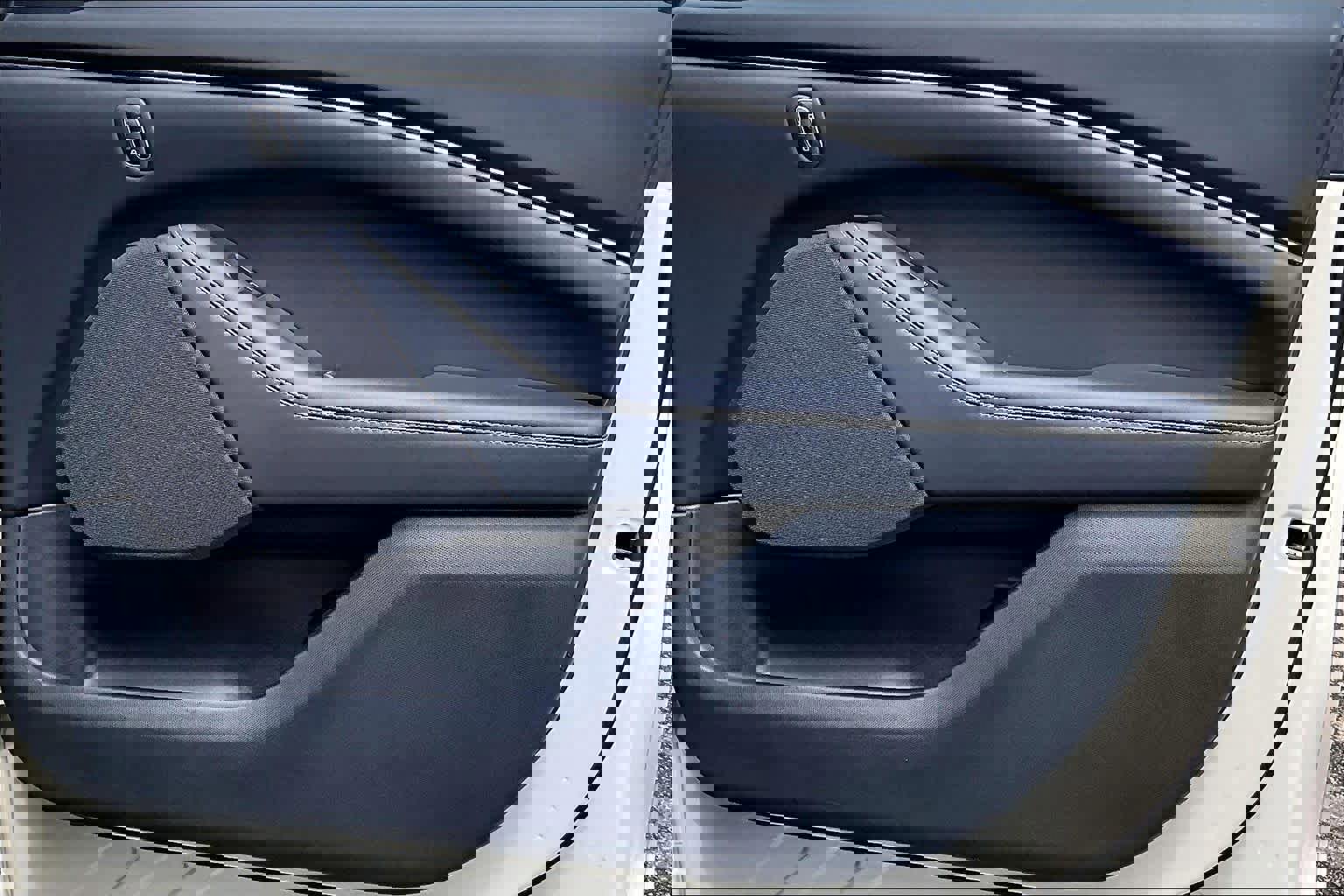 Certified 2025 Ford Mustang Mach-E Select w/ Comfort Package Lite RWD image 23