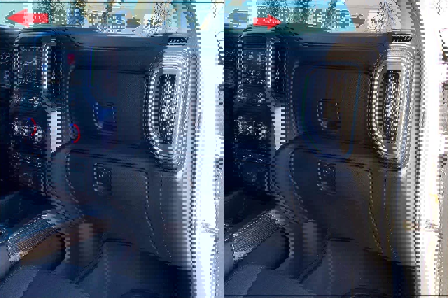 Used 2020 GMC Sierra 1500 Elevation w/ Elevation Value Package image 18