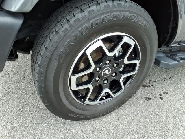 Certified 2024 Ford Bronco Outer Banks AWD/4WD image 3