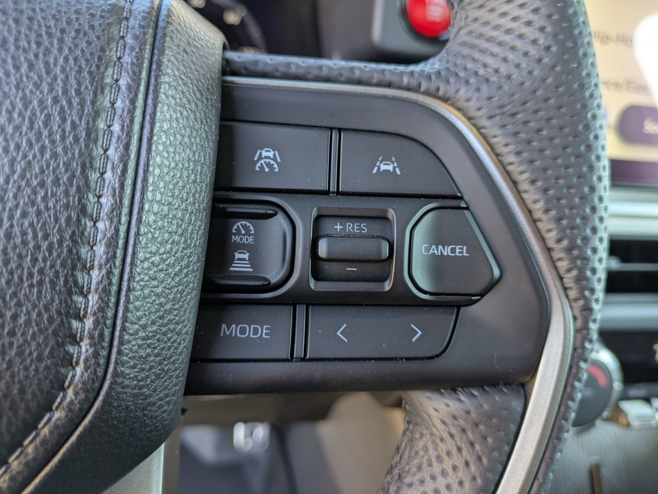 Used 2025 Toyota Tacoma TRD Sport image 19