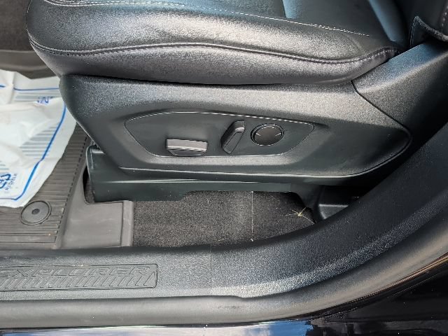 Certified 2024 Ford Explorer XLT w/ Equipment Group 202A AWD/4WD image 15