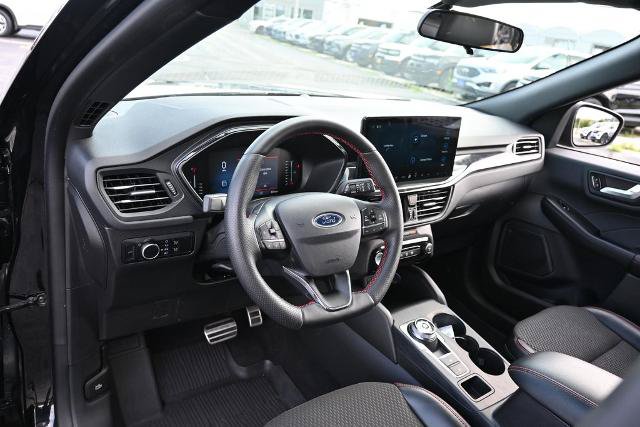Certified 2024 Ford Escape ST-Line w/ Tech Pack #1 AWD/4WD image 18