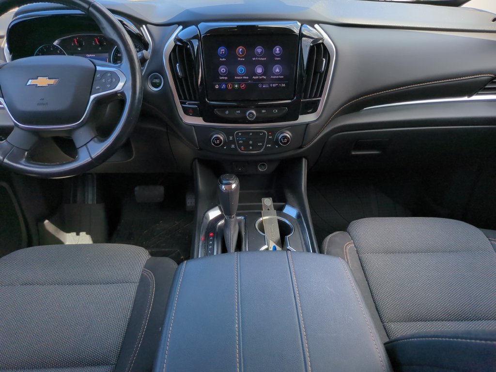 Used 2020 Chevrolet Traverse LT FWD image 16