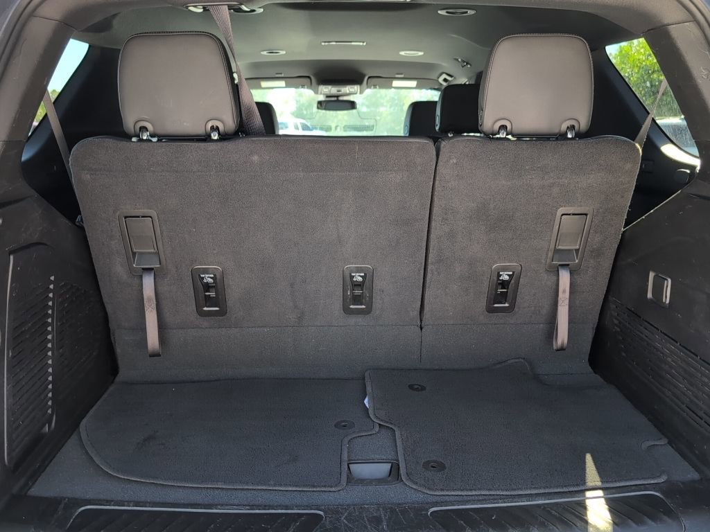 Used 2024 Chevrolet Tahoe LT image 13