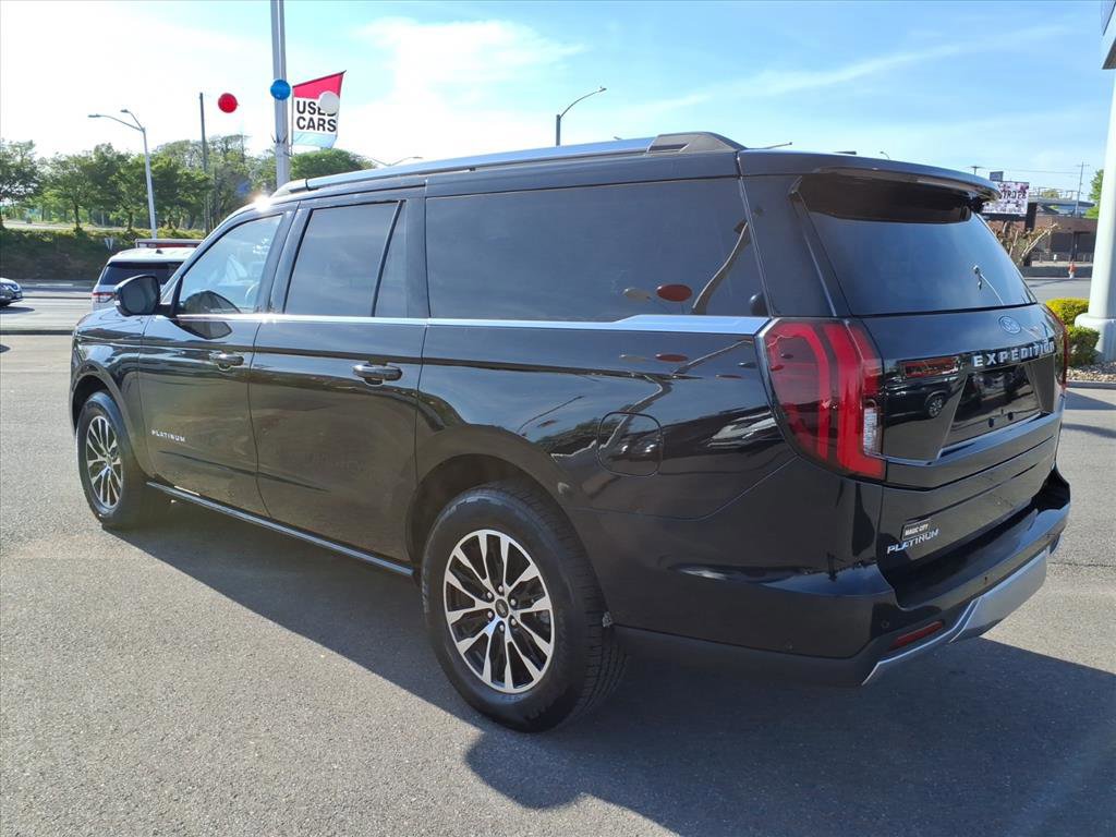 Certified 2025 Ford Expedition Max Platinum AWD/4WD image 3