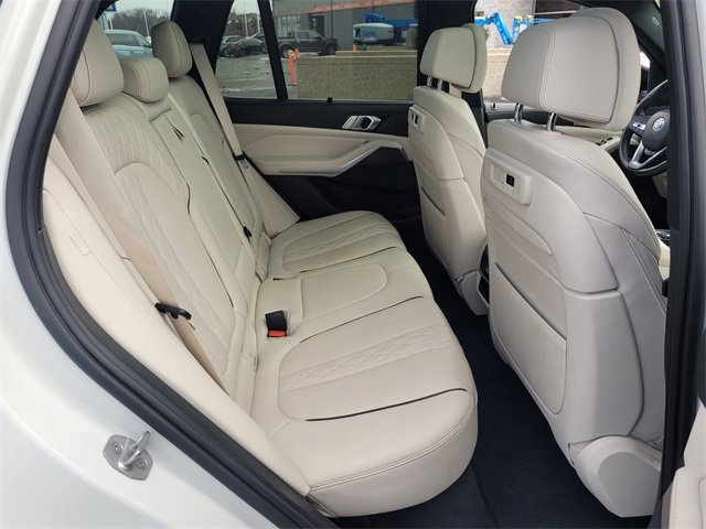 Used 2021 BMW X5 sDrive40i w/ Executive Package 2 image 14