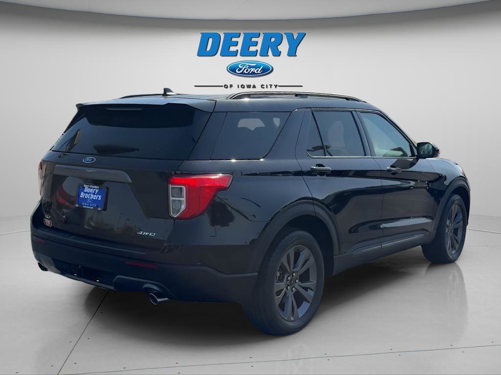 Certified 2024 Ford Explorer XLT w/ Equipment Group 202A AWD/4WD image 5
