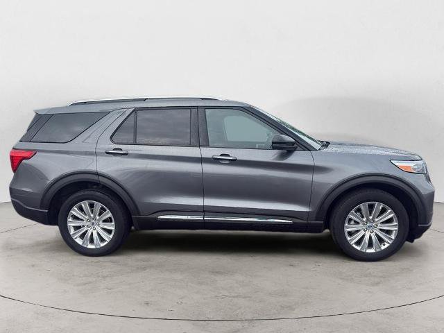 Certified 2022 Ford Explorer Limited w/ Limited Technology Package AWD/4WD image 4