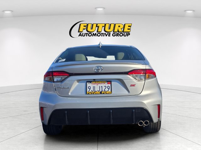 Used 2024 Toyota Corolla SE w/ SE Premium Package FWD image 5