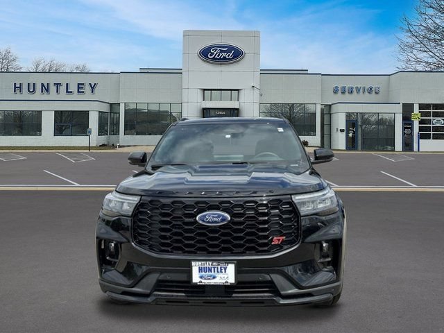 Certified 2026 Ford Explorer ST AWD/4WD image 3