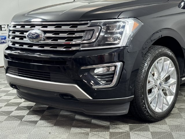Certified 2019 Ford Expedition Limited w/ Equipment Group 302A AWD/4WD image 36